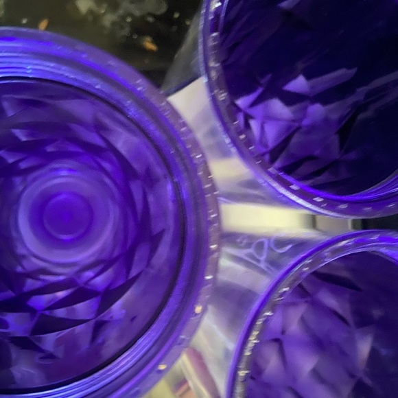 Set of three stylist cups With lidsG7 - Picture 4 of 6